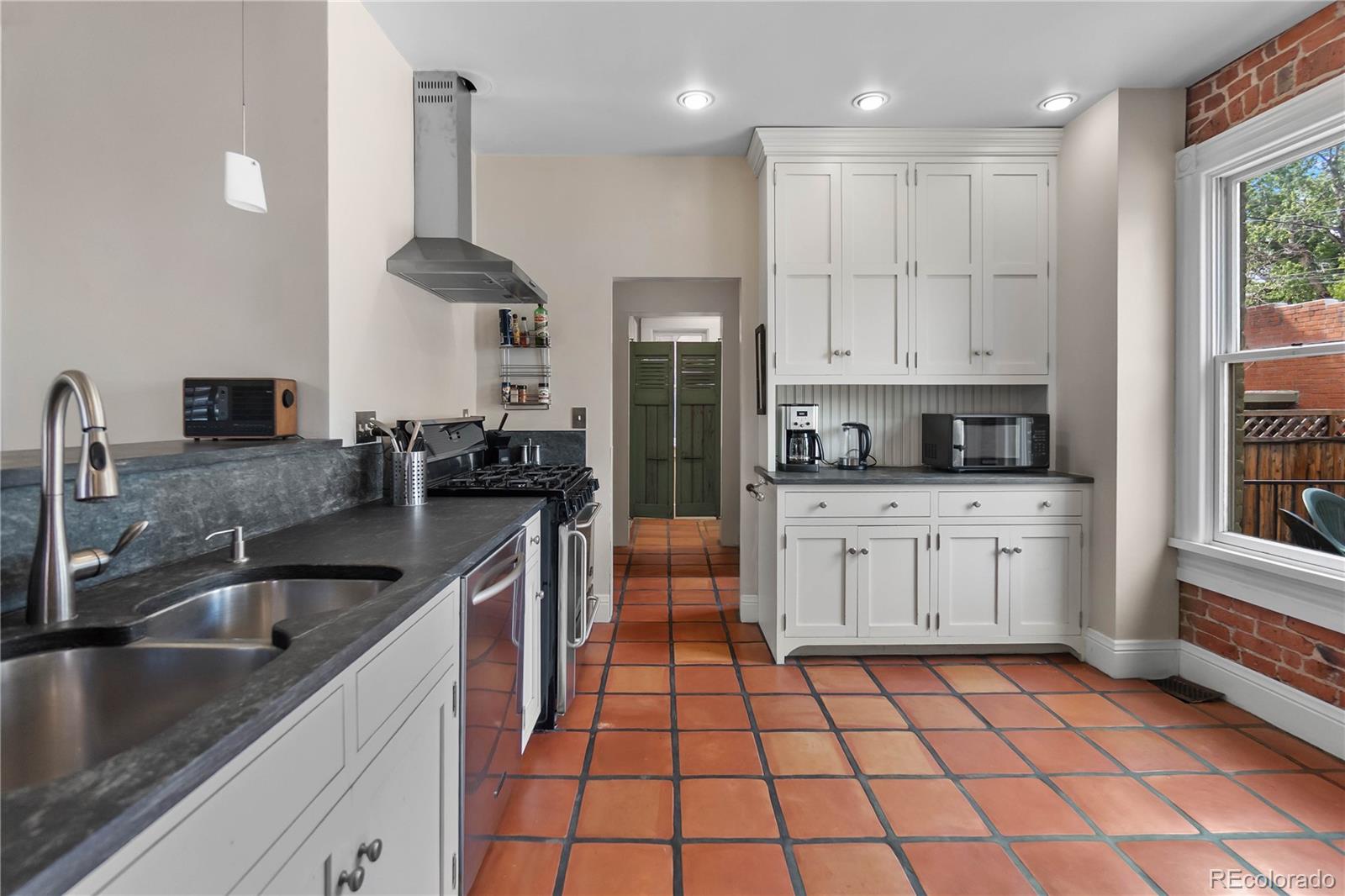 MLS Image #17 for 151 w 2nd avenue,denver, Colorado