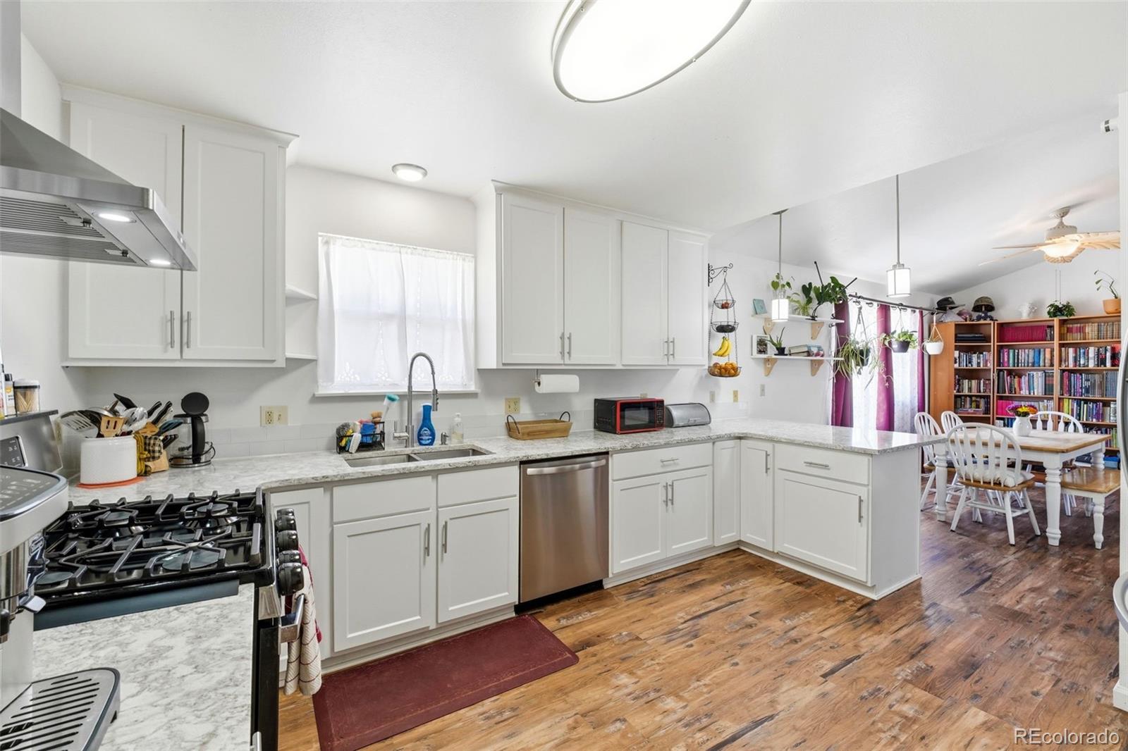MLS Image #6 for 575  11th street,penrose, Colorado