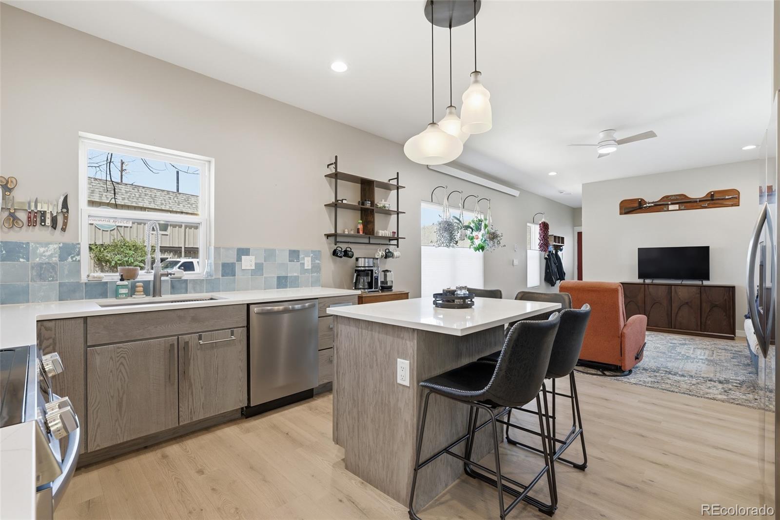 MLS Image #13 for 849 w first street,salida, Colorado