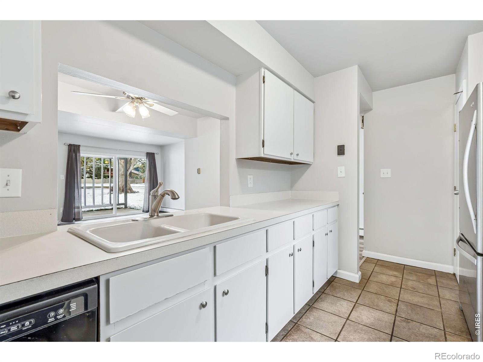 MLS Image #4 for 809 e drake road,fort collins, Colorado