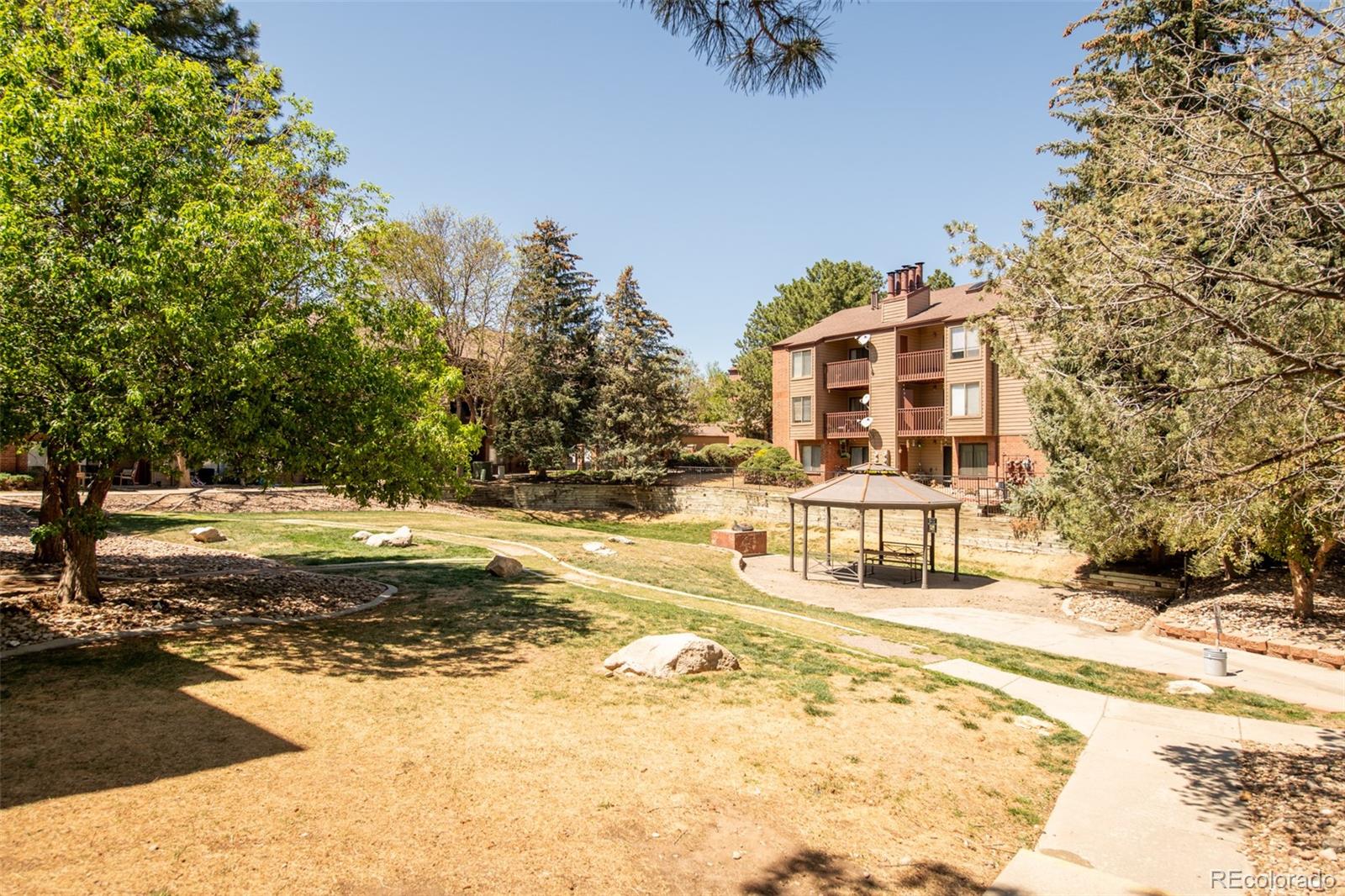MLS Image #20 for 318  wright street 104,lakewood, Colorado