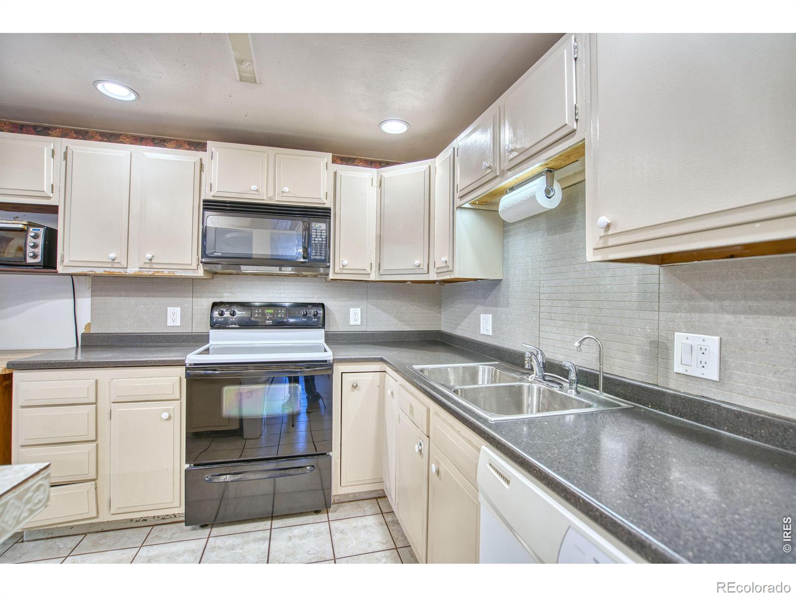 MLS Image #10 for 36  placer avenue,longmont, Colorado