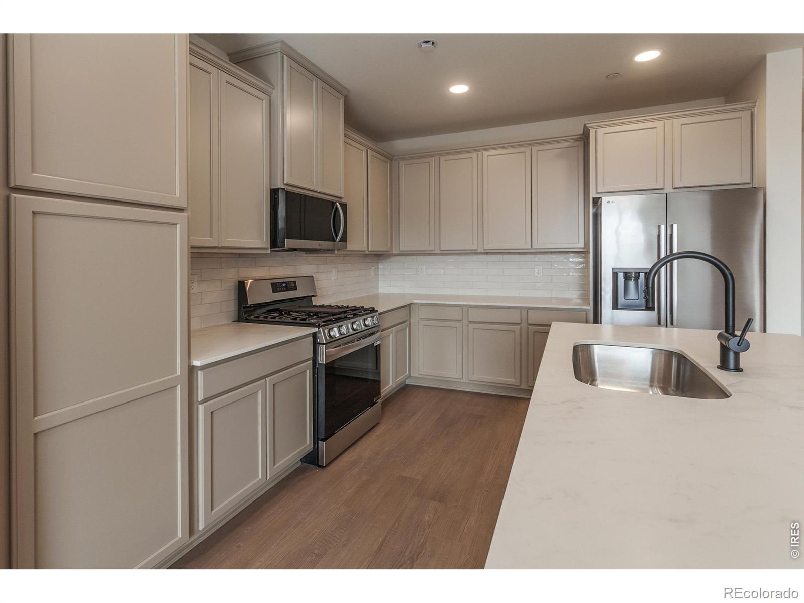 MLS Image #14 for 4912  autumn leaf drive,timnath, Colorado