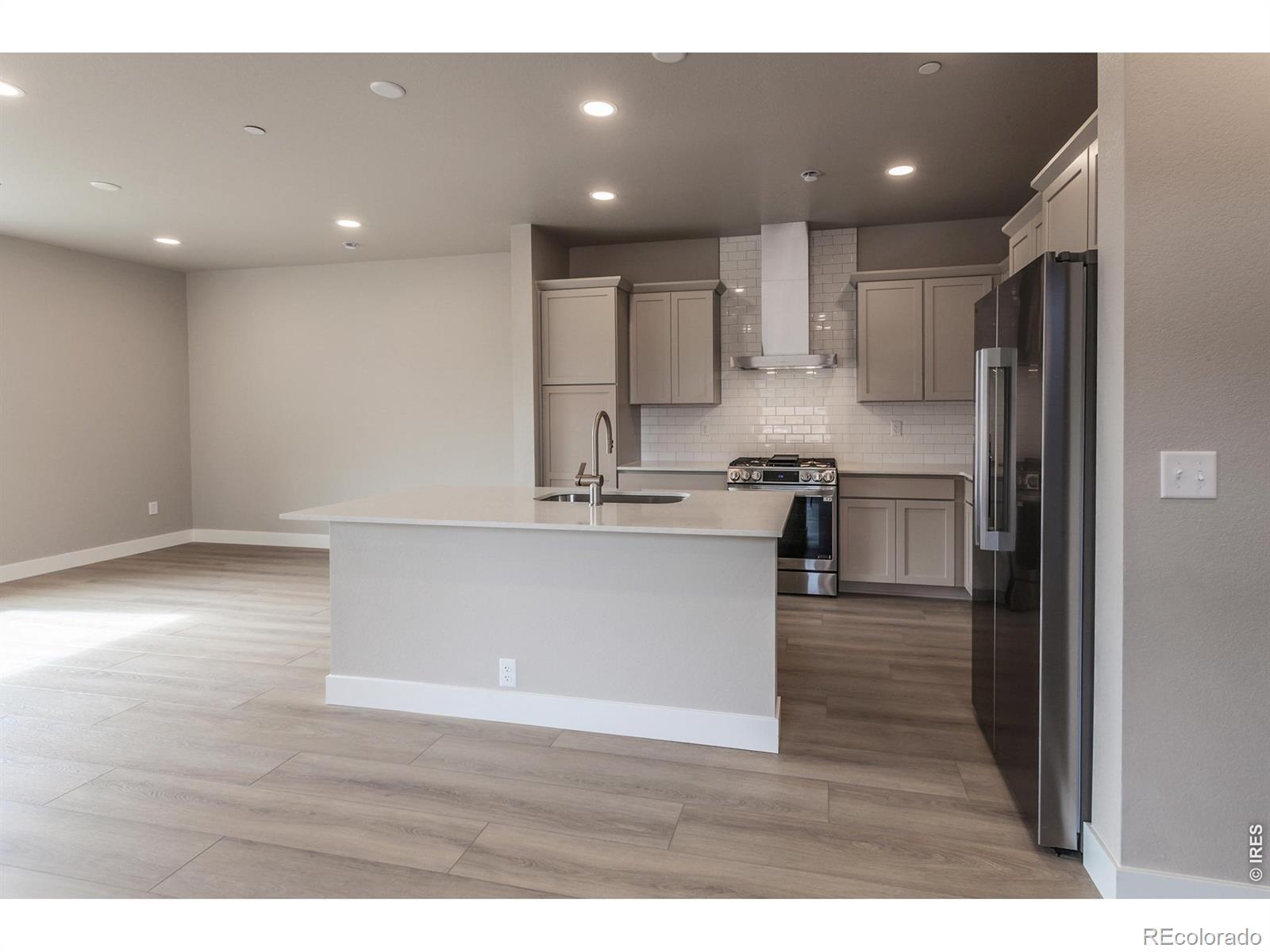 MLS Image #12 for 4916  autumn leaf drive,timnath, Colorado
