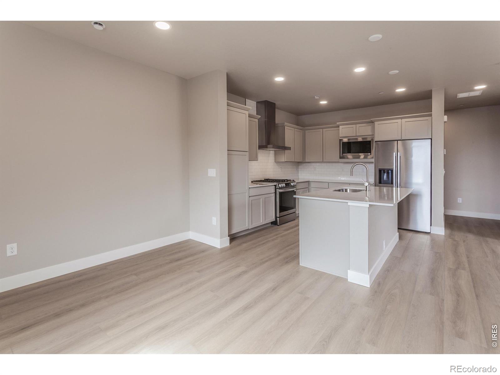 MLS Image #7 for 4916  autumn leaf drive,timnath, Colorado