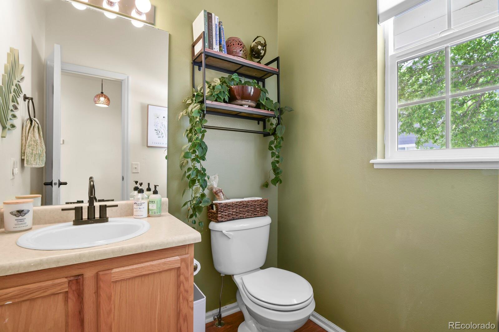 MLS Image #14 for 7160  leeside view,colorado springs, Colorado