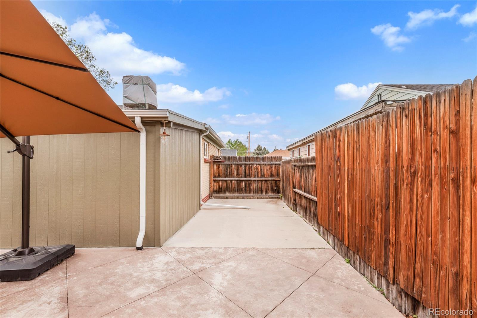 MLS Image #18 for 1326 s clay street,denver, Colorado