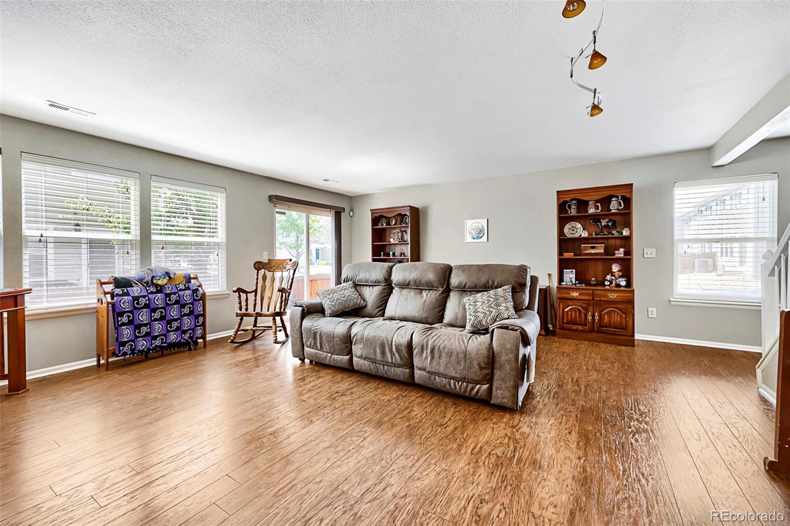 MLS Image #2 for 7846 s kittredge circle,englewood, Colorado