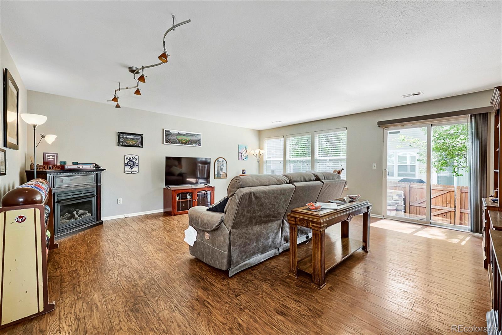 MLS Image #4 for 7846 s kittredge circle,englewood, Colorado