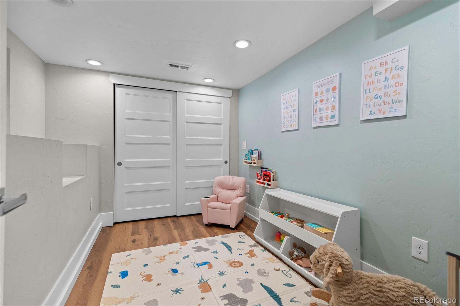 MLS Image #19 for 3127 n josephine street,denver, Colorado