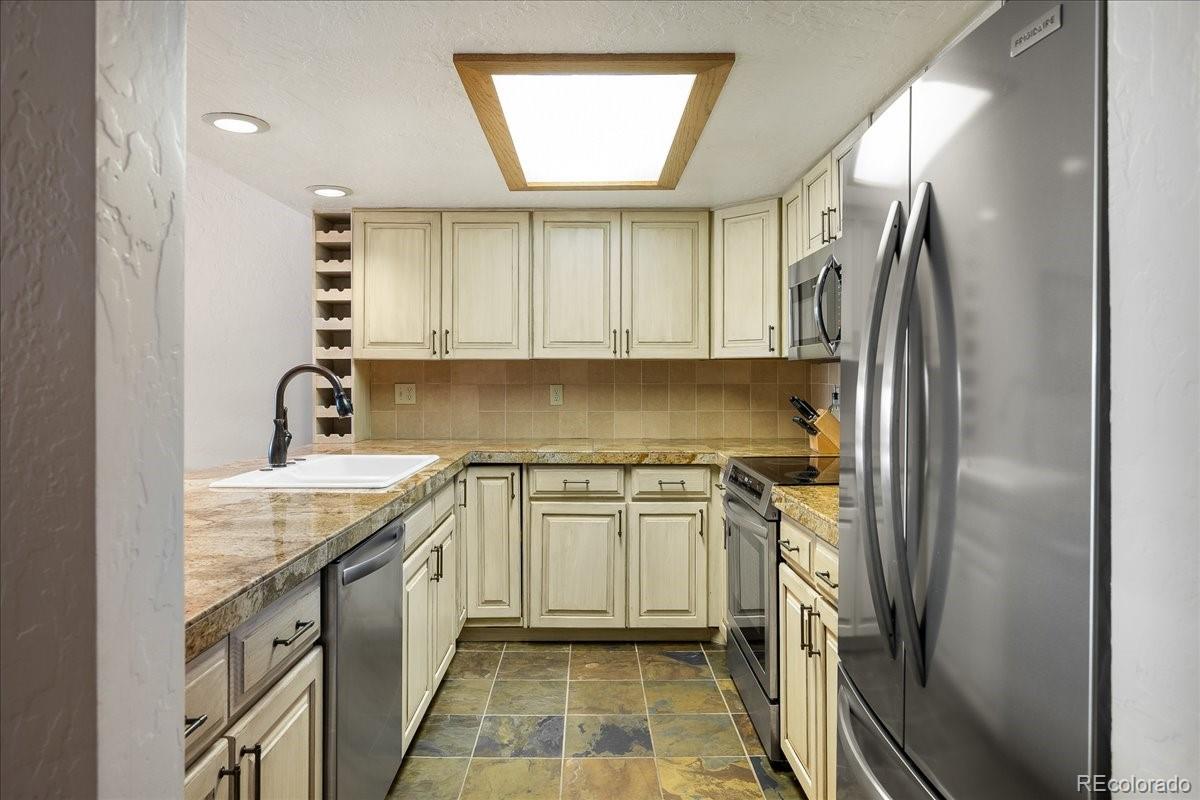 MLS Image #11 for 605  lake front road,grand lake, Colorado