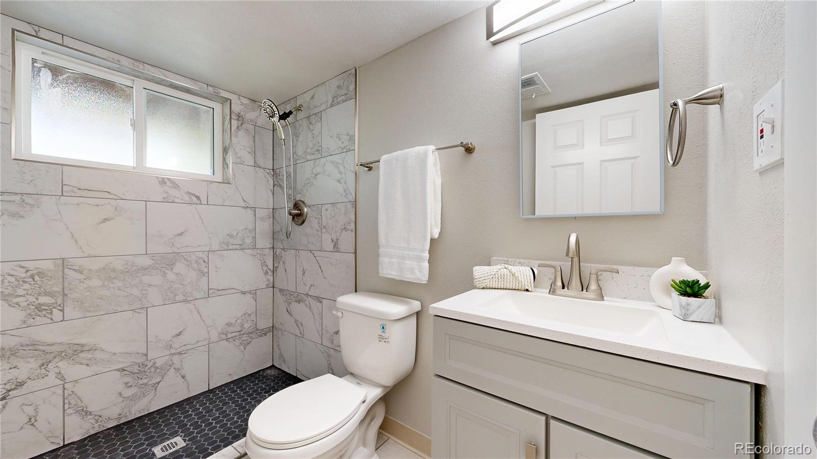MLS Image #29 for 9395-9397 w 45th avenue,wheat ridge, Colorado
