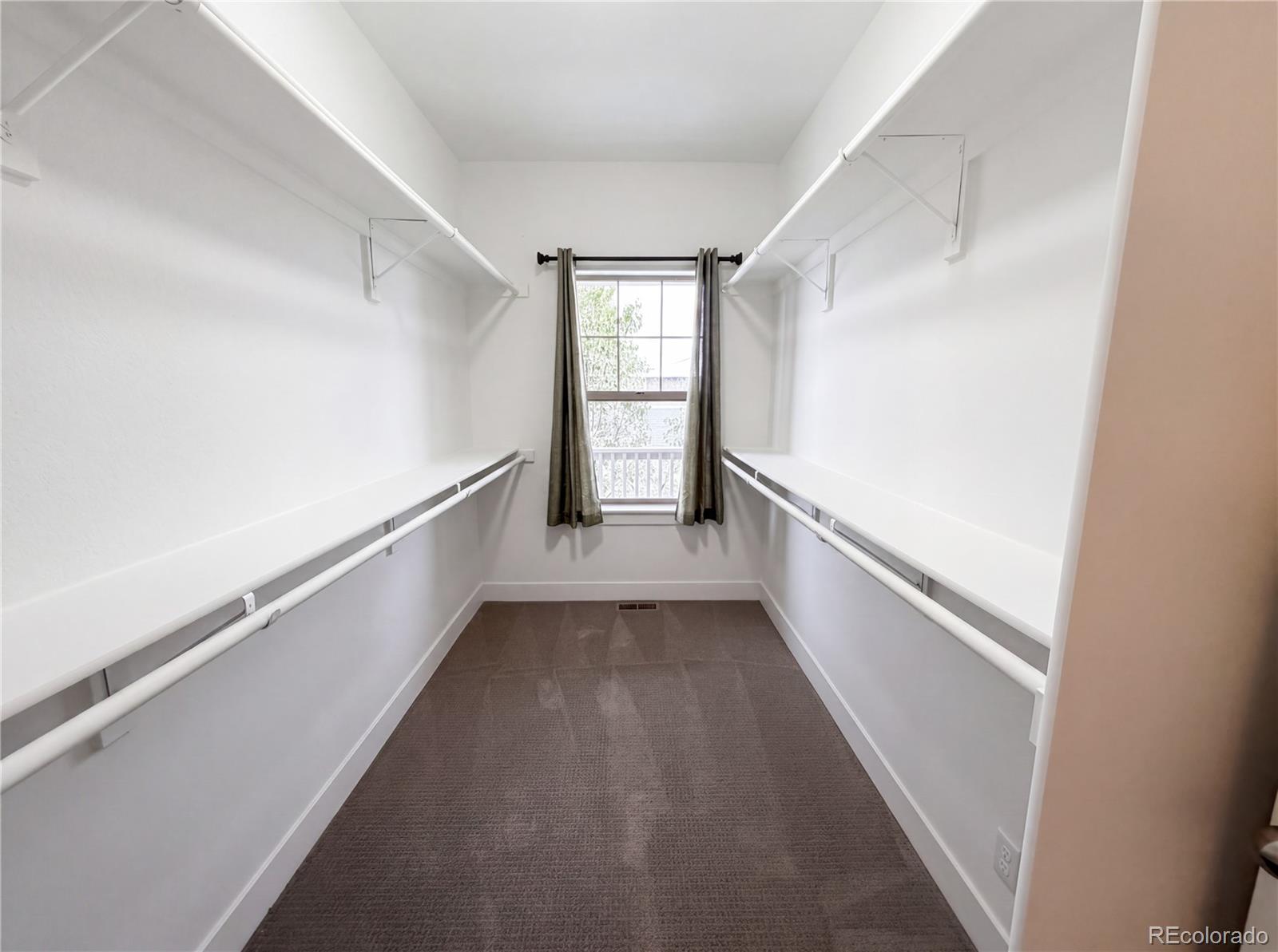 MLS Image #10 for 11466 e 27th avenue,denver, Colorado