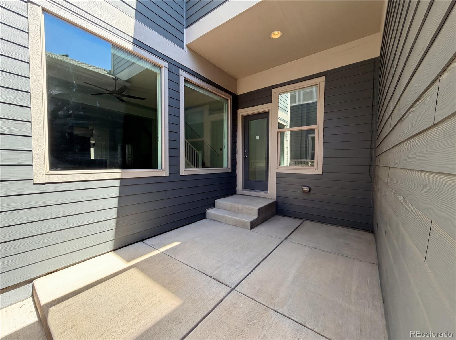 MLS Image #4 for 11466 e 27th avenue,denver, Colorado