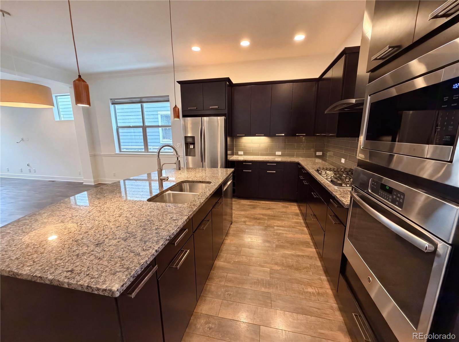 MLS Image #7 for 11466 e 27th avenue,denver, Colorado
