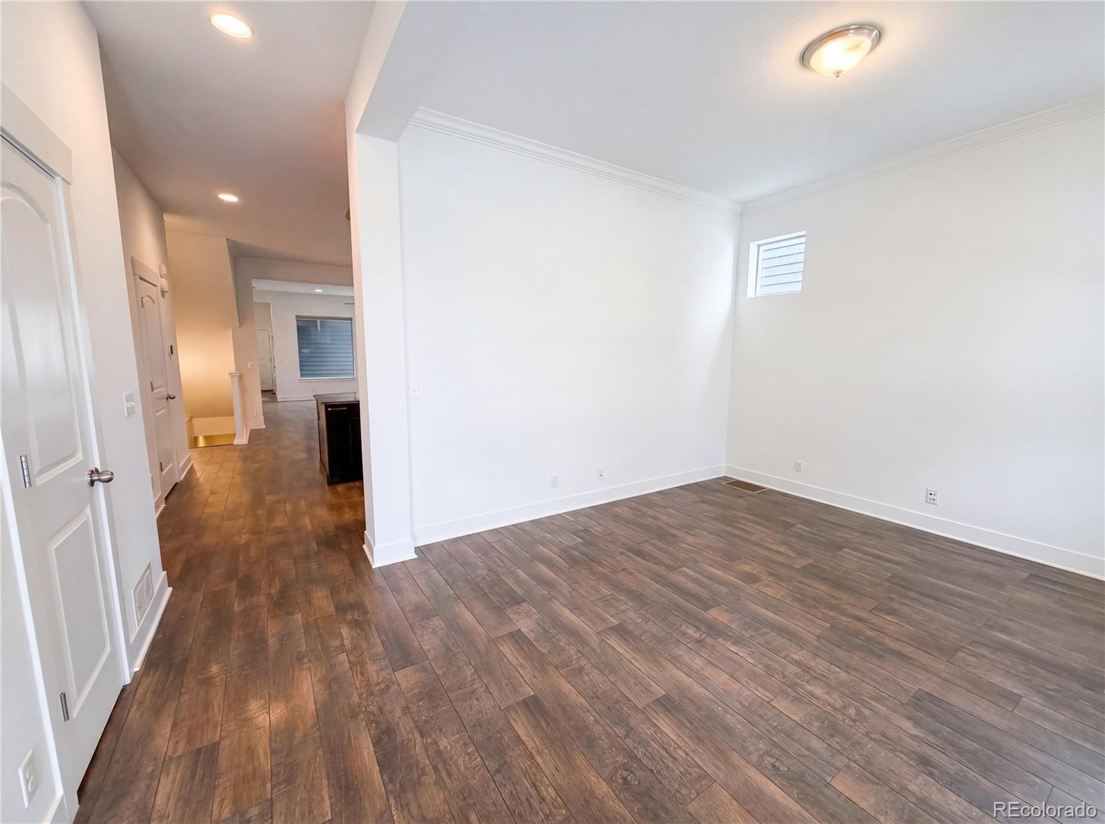 MLS Image #8 for 11466 e 27th avenue,denver, Colorado