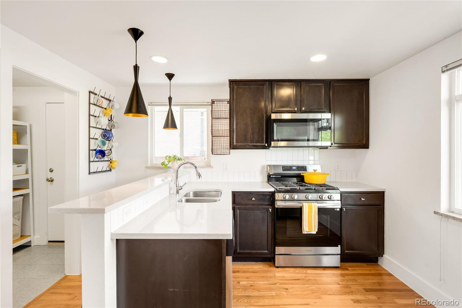 MLS Image #10 for 2504 s williams street,denver, Colorado