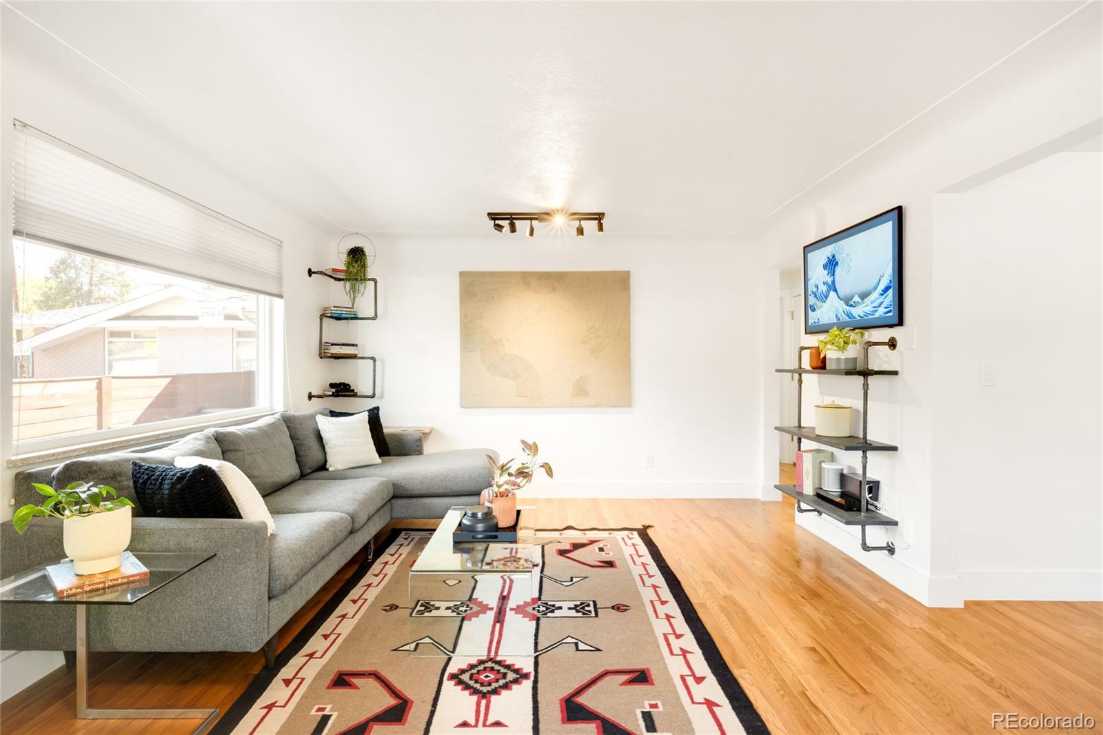 MLS Image #6 for 2504 s williams street,denver, Colorado