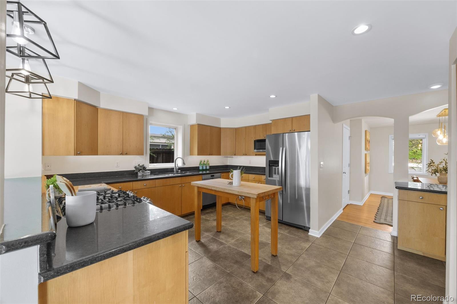 MLS Image #12 for 1941 s fillmore street,denver, Colorado