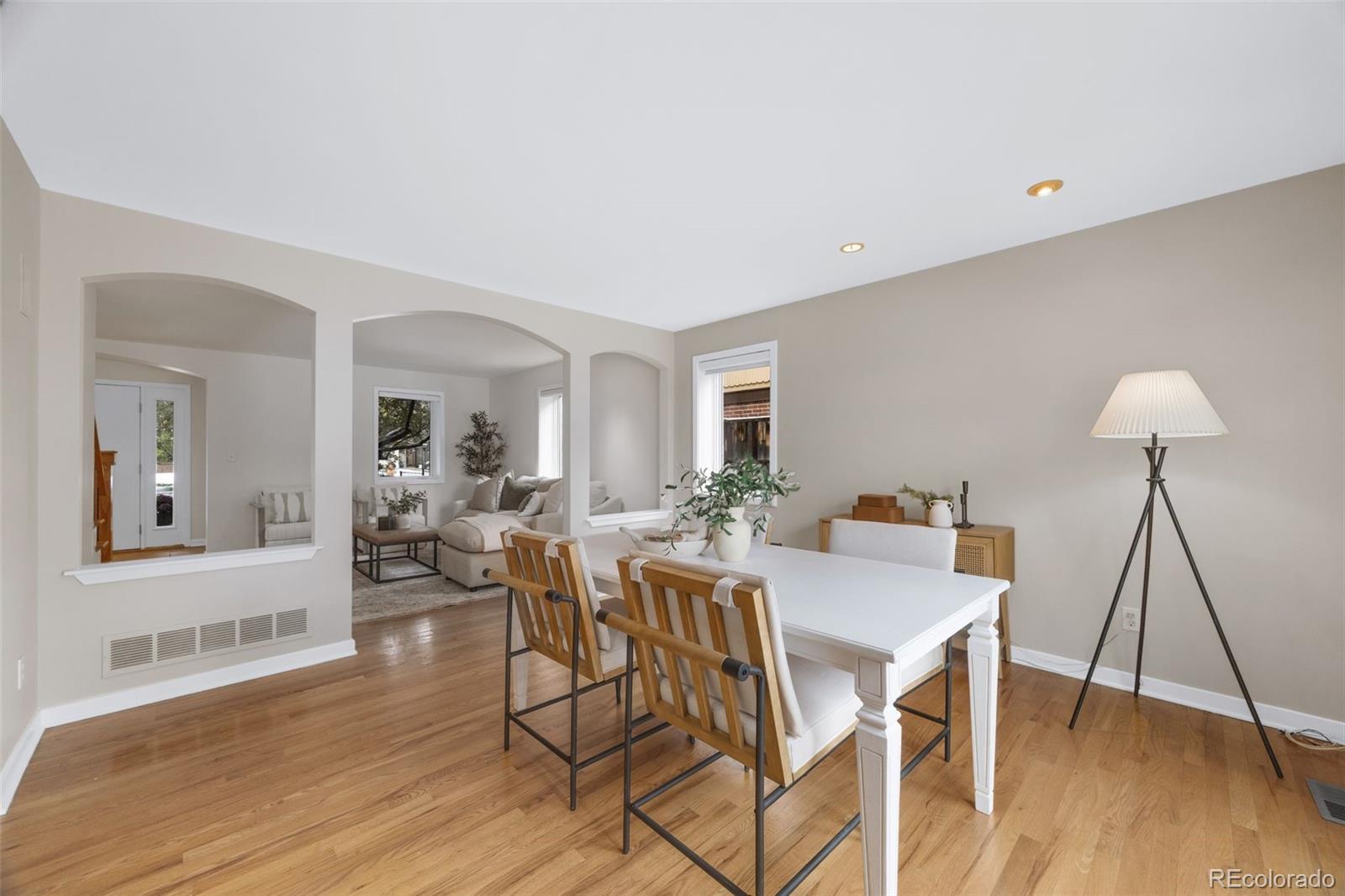 MLS Image #21 for 1941 s fillmore street,denver, Colorado