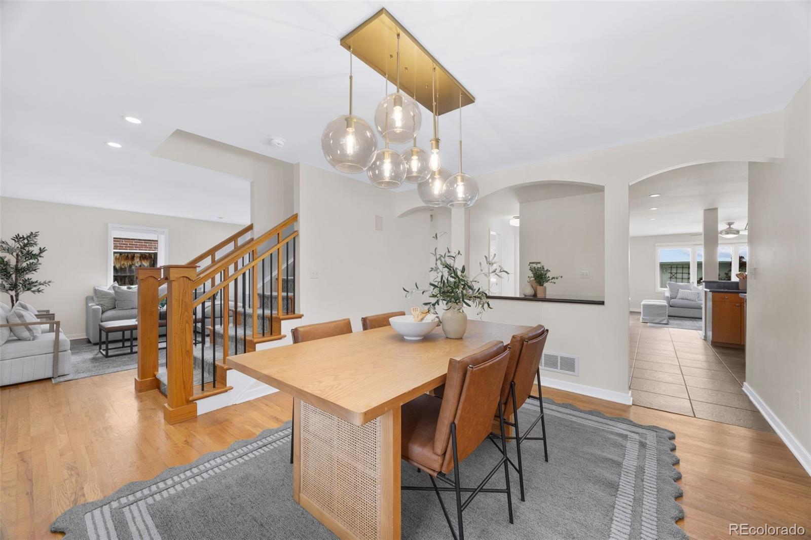 MLS Image #5 for 1941 s fillmore street,denver, Colorado