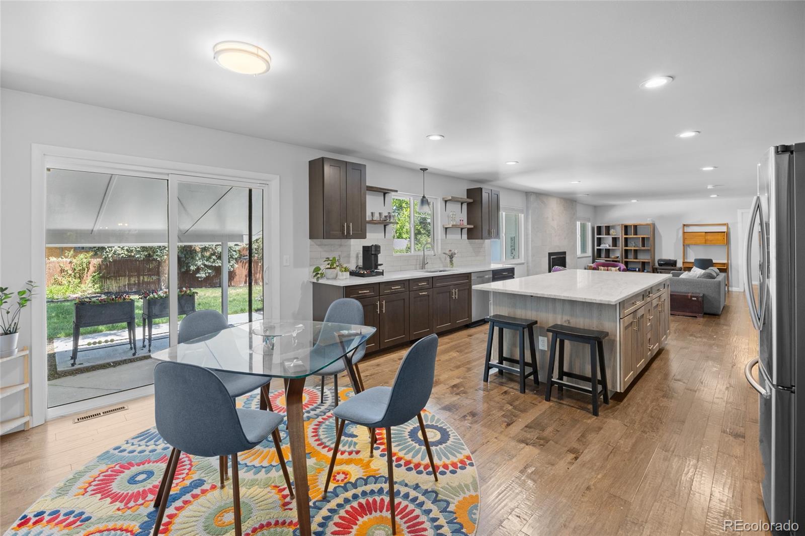MLS Image #10 for 3941 s hillcrest drive,denver, Colorado
