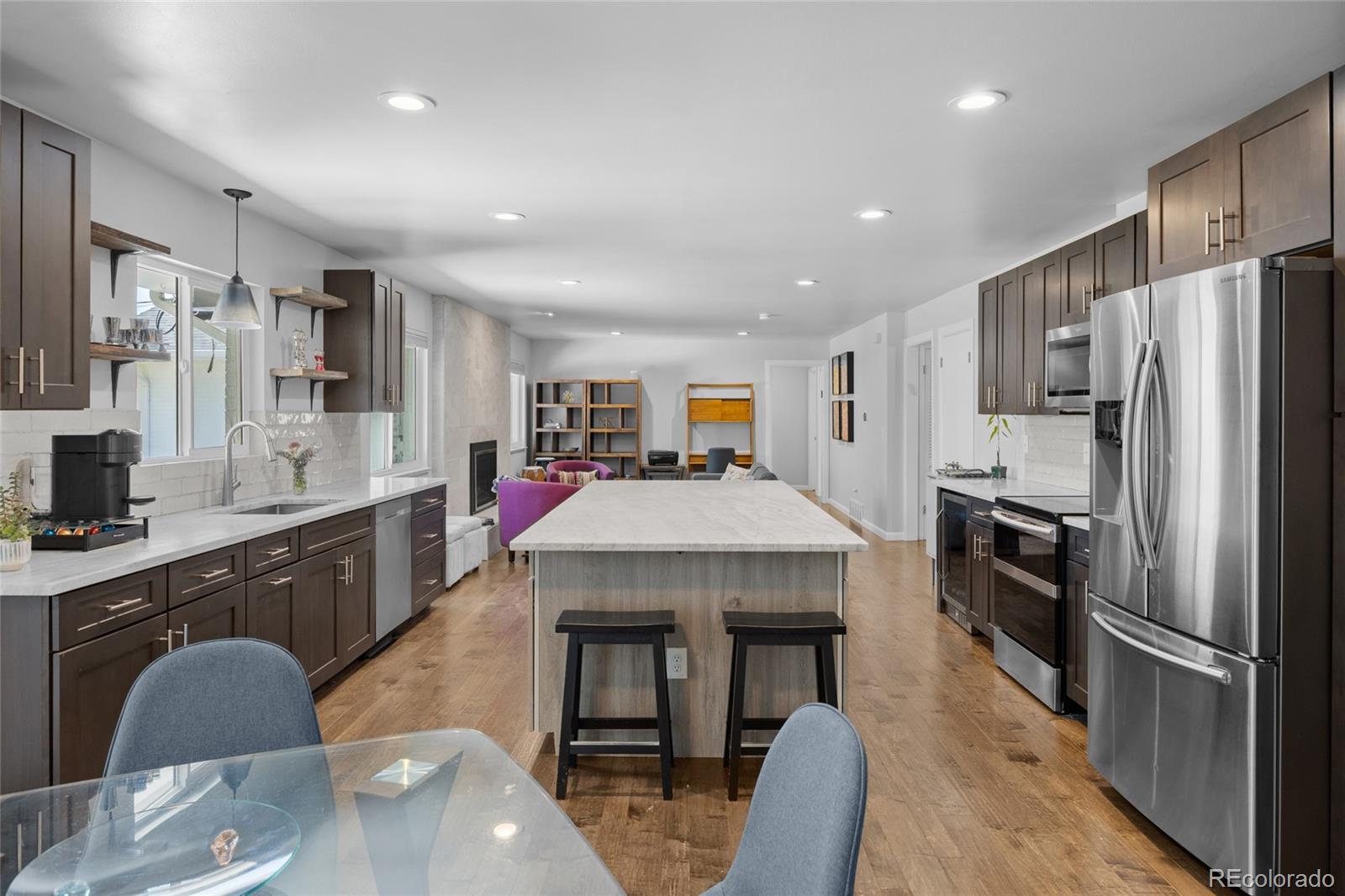 MLS Image #11 for 3941 s hillcrest drive,denver, Colorado
