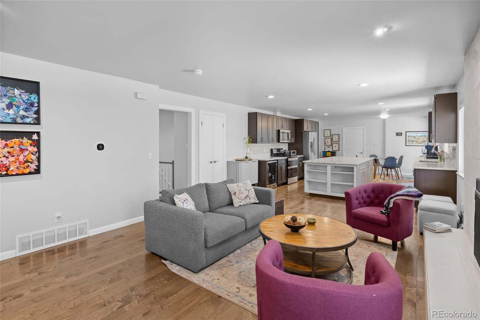 MLS Image #17 for 3941 s hillcrest drive,denver, Colorado