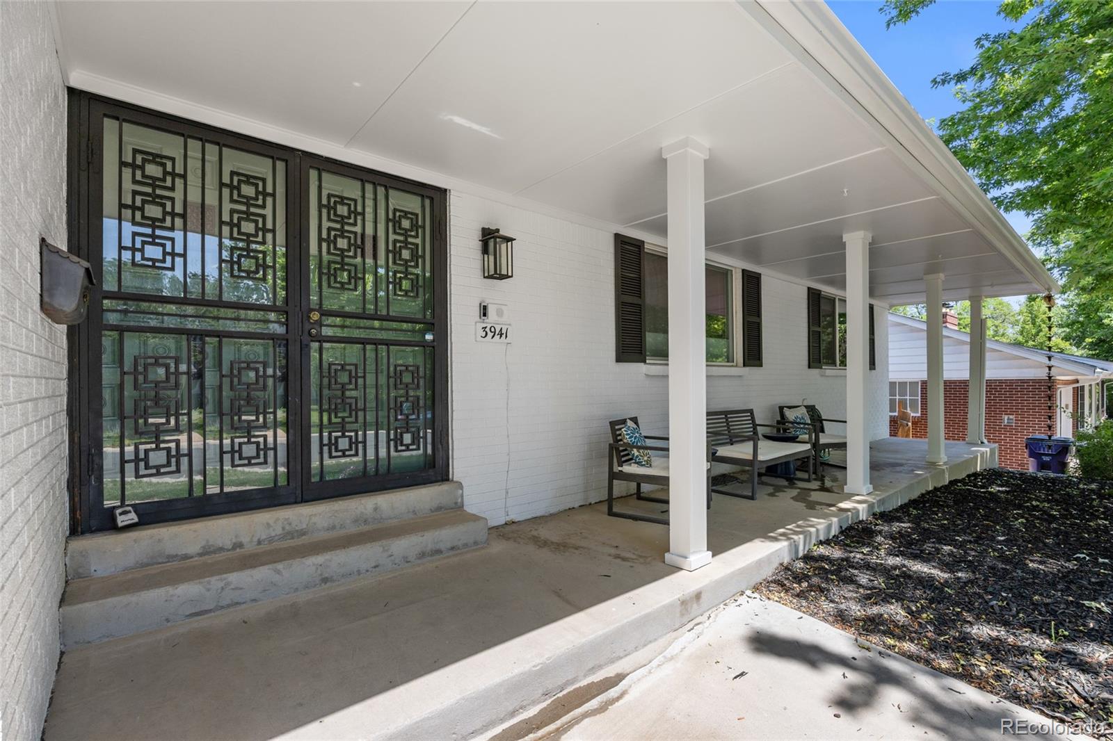 MLS Image #4 for 3941 s hillcrest drive,denver, Colorado