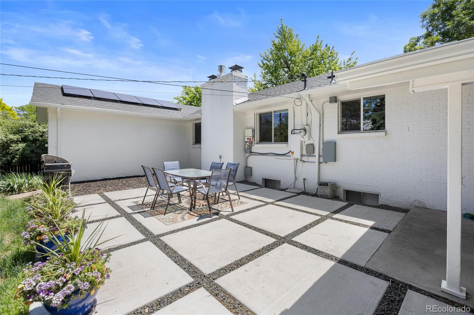 MLS Image #41 for 3941 s hillcrest drive,denver, Colorado