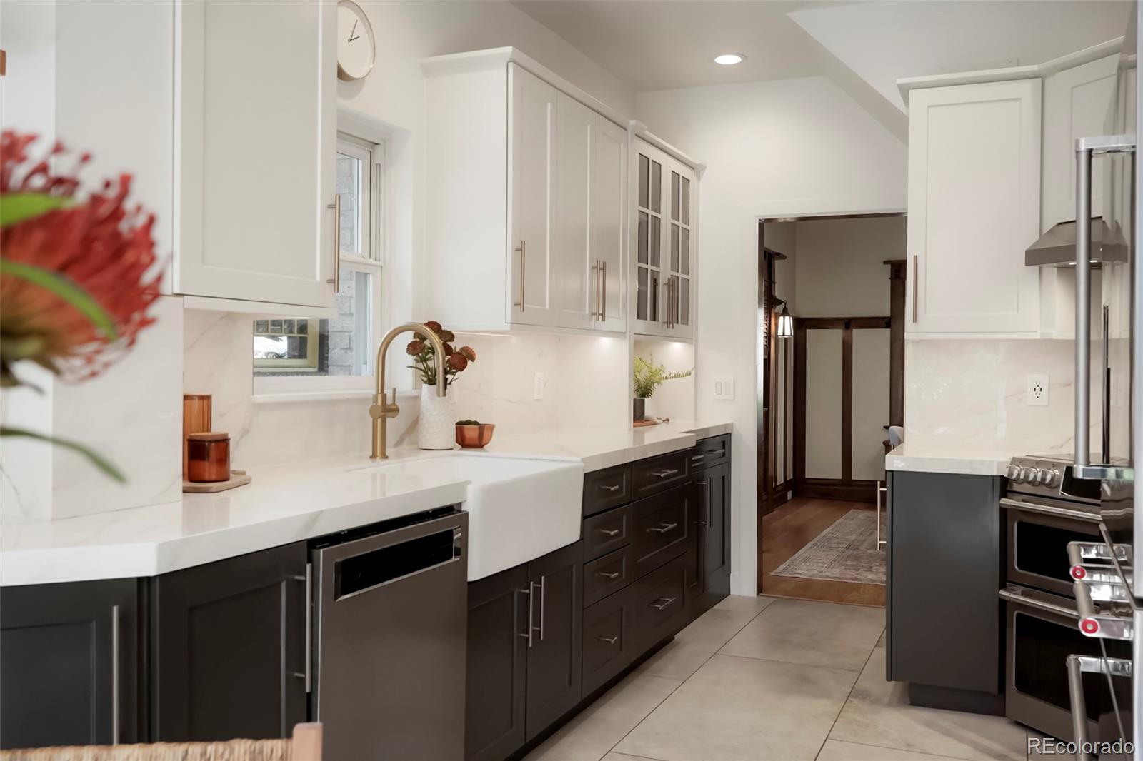 MLS Image #13 for 2379  dahlia street,denver, Colorado