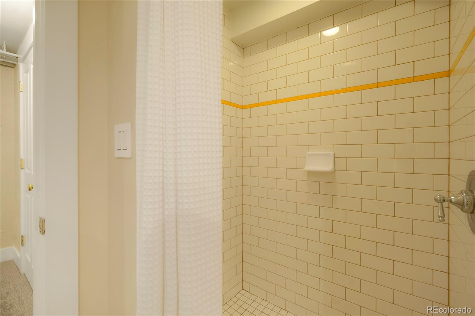 MLS Image #37 for 2379  dahlia street,denver, Colorado
