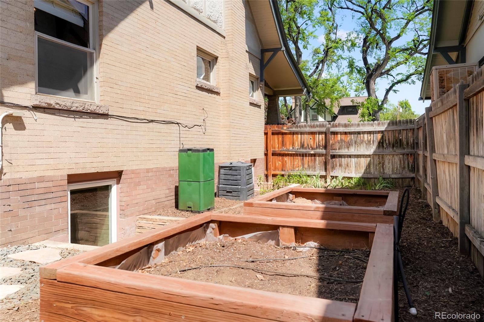 MLS Image #38 for 2379  dahlia street,denver, Colorado