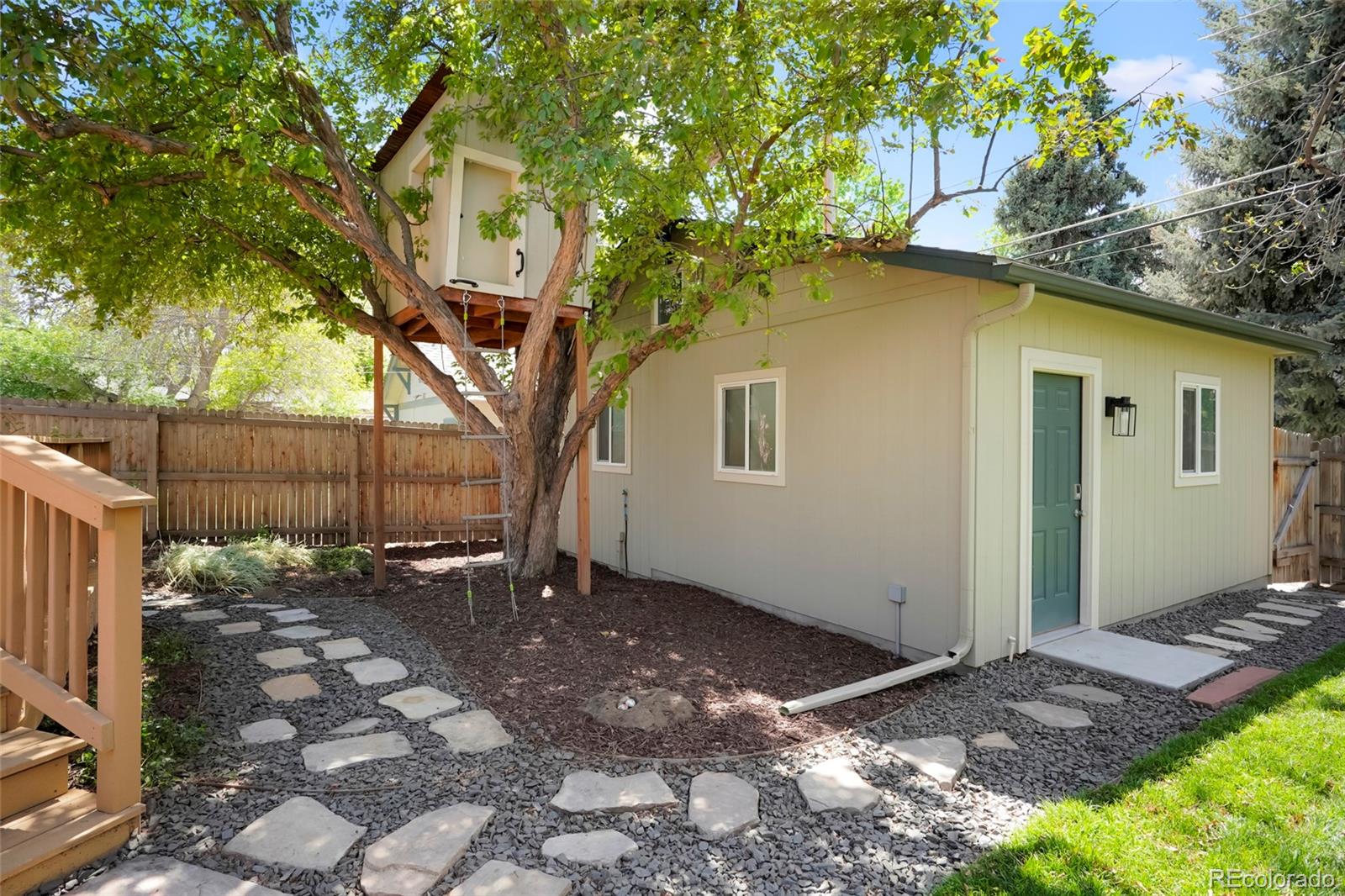 MLS Image #40 for 2379  dahlia street,denver, Colorado