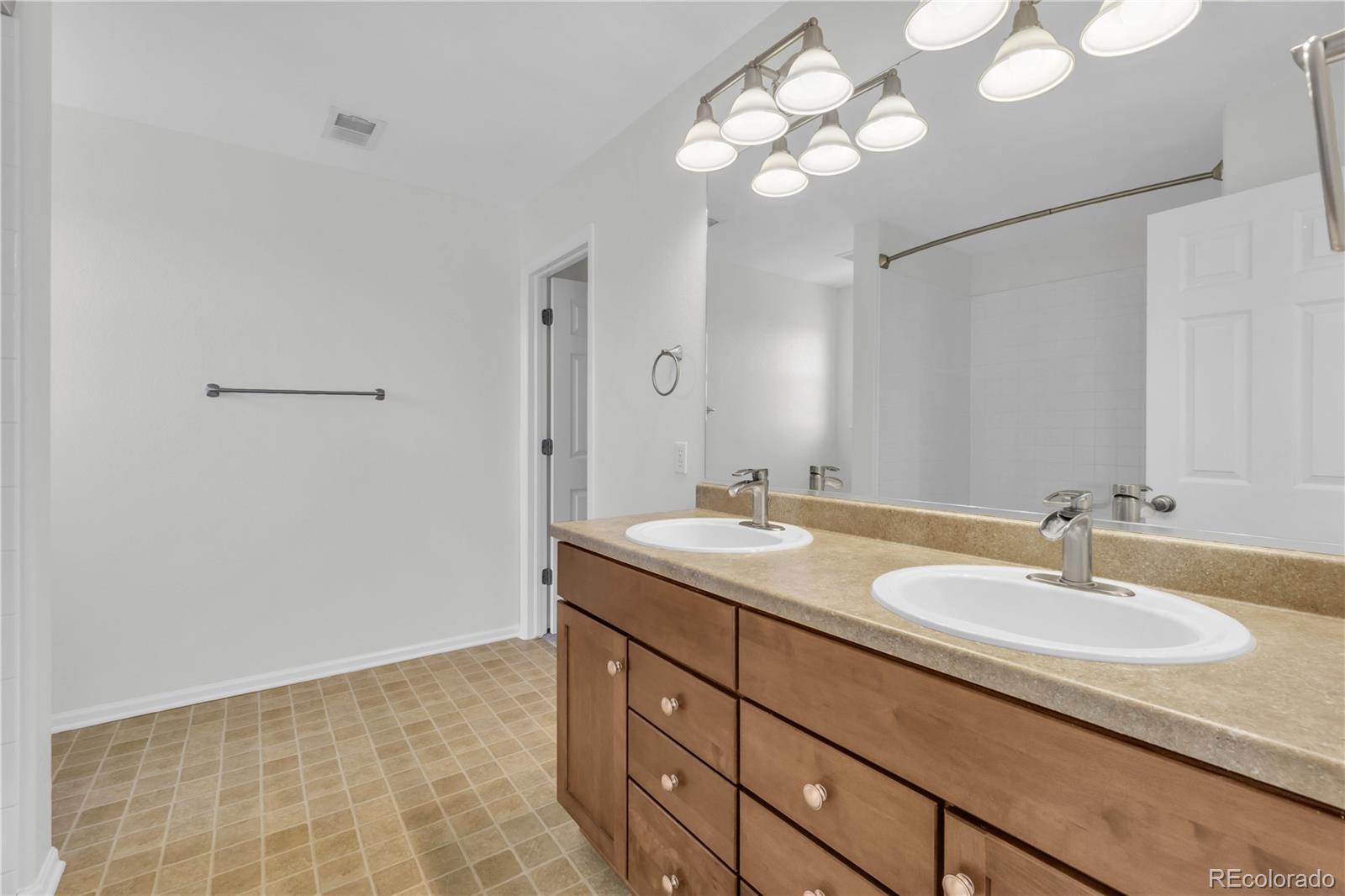 MLS Image #33 for 11959  riverstone circle,henderson, Colorado