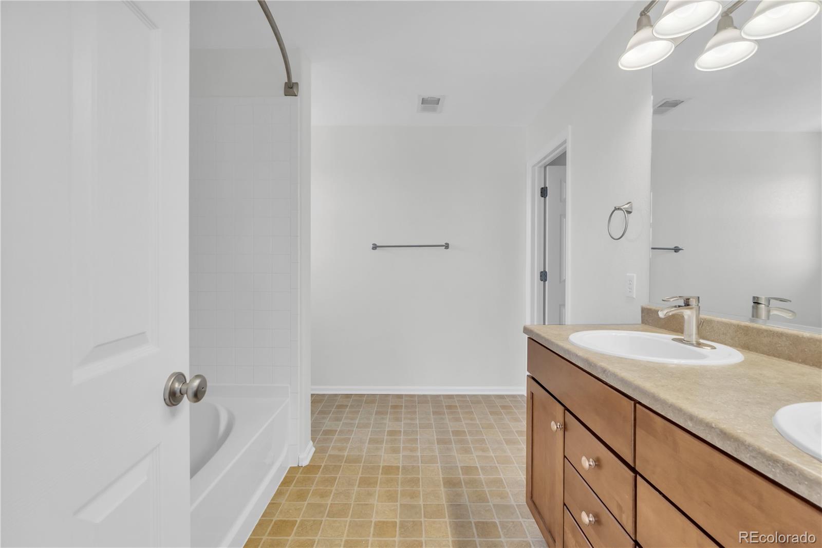 MLS Image #34 for 11959  riverstone circle,henderson, Colorado