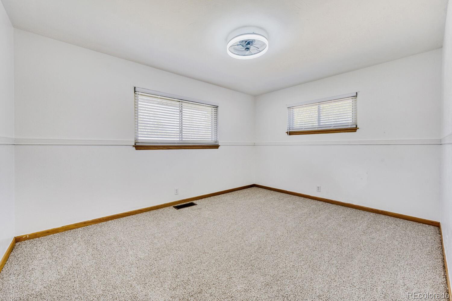 MLS Image #17 for 5896 s lakeview street,littleton, Colorado