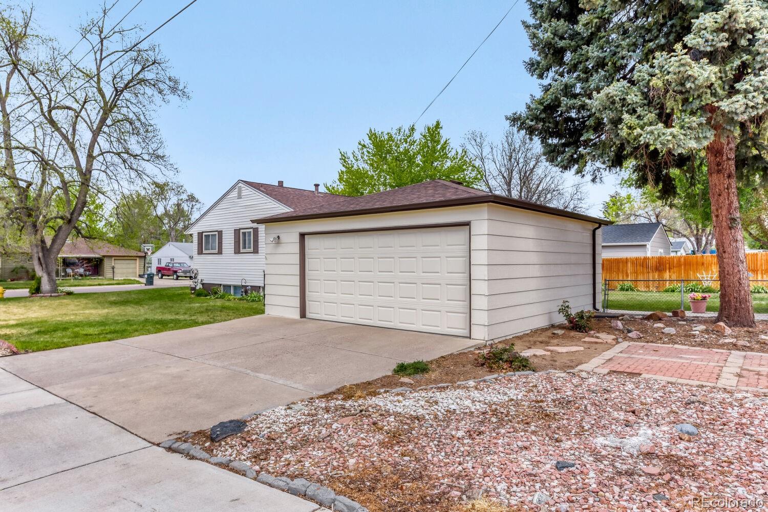 MLS Image #3 for 5896 s lakeview street,littleton, Colorado
