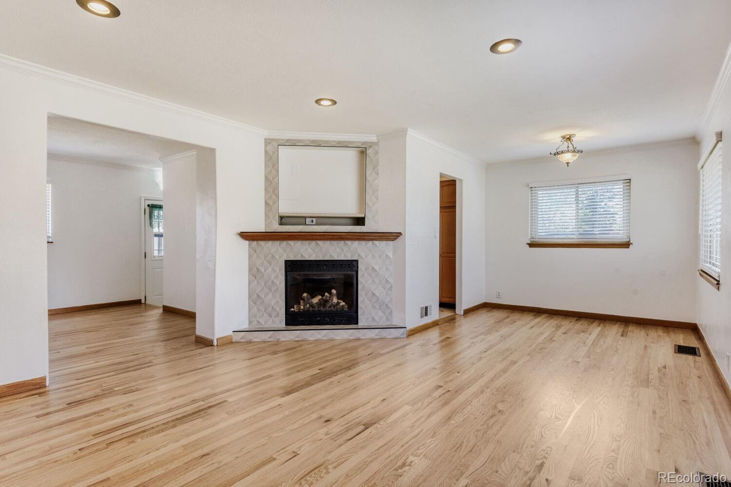 MLS Image #7 for 5896 s lakeview street,littleton, Colorado
