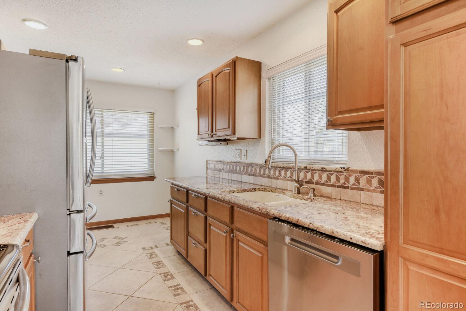 MLS Image #8 for 5896 s lakeview street,littleton, Colorado