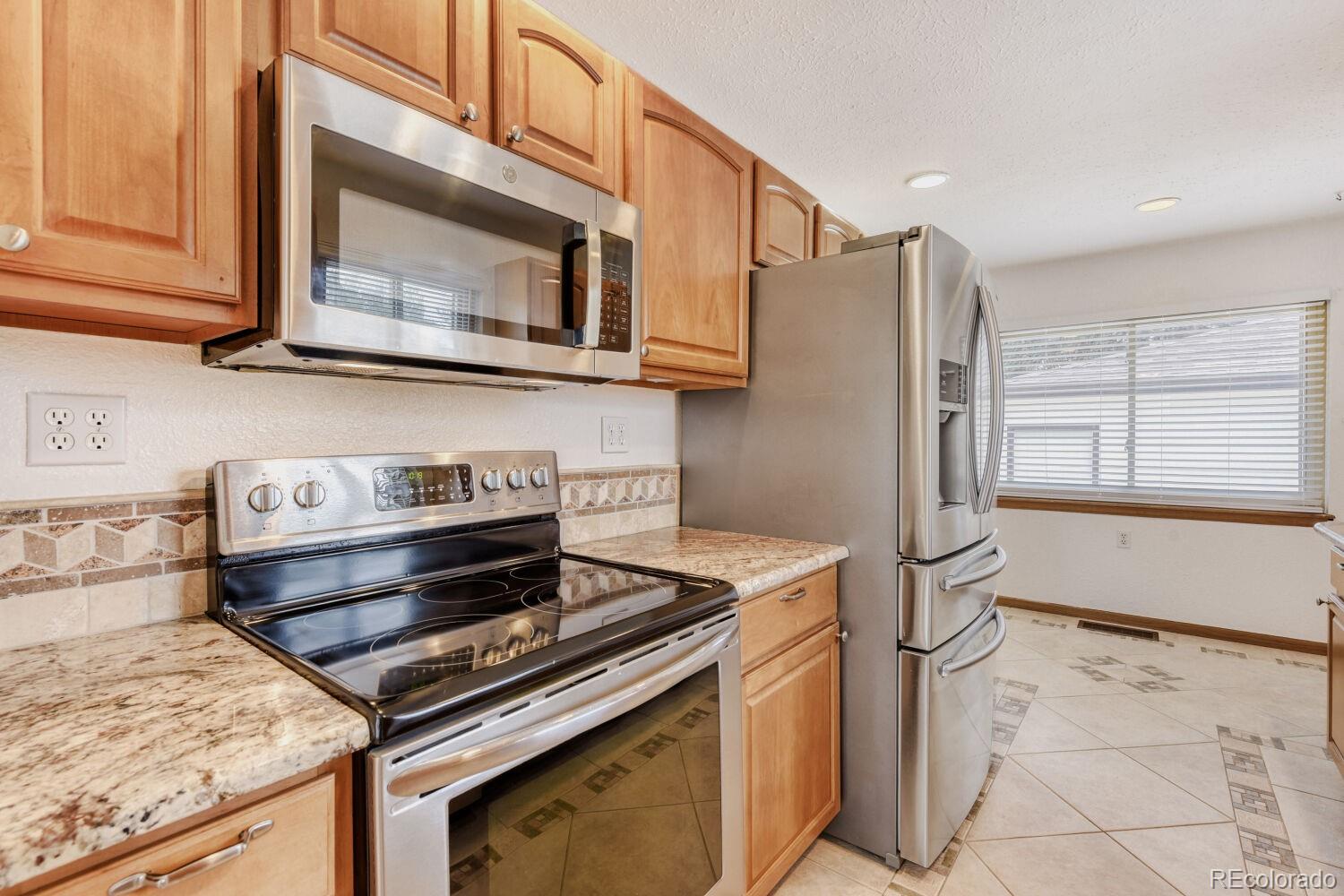 MLS Image #9 for 5896 s lakeview street,littleton, Colorado