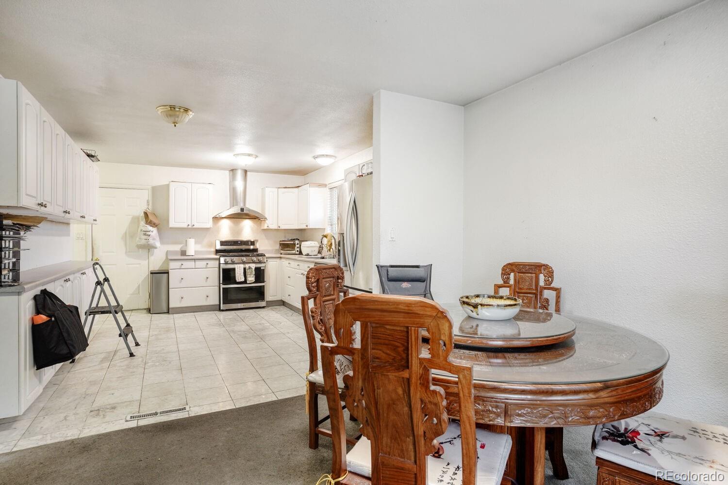 MLS Image #10 for 513 s magnolia lane,denver, Colorado