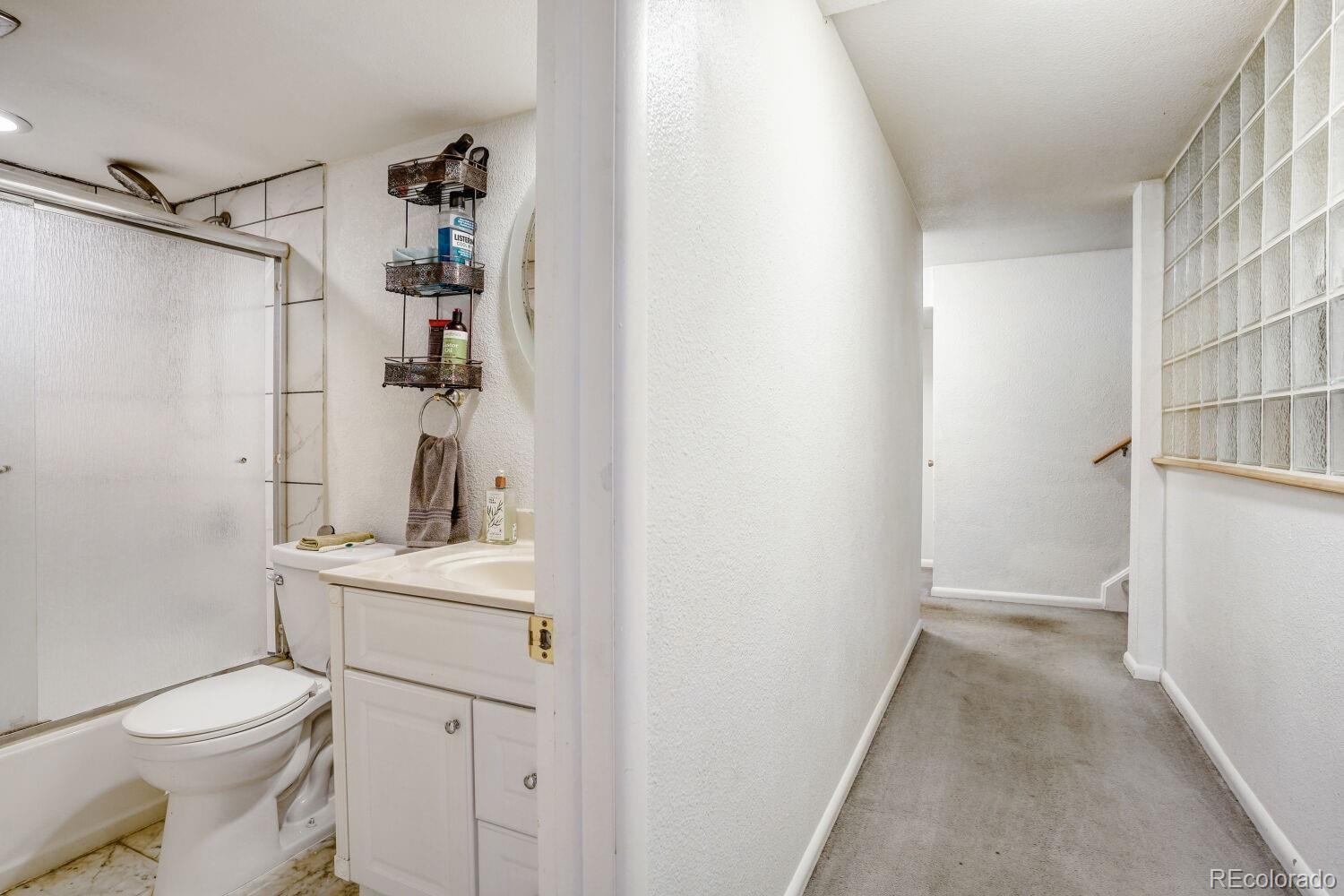 MLS Image #7 for 513 s magnolia lane,denver, Colorado