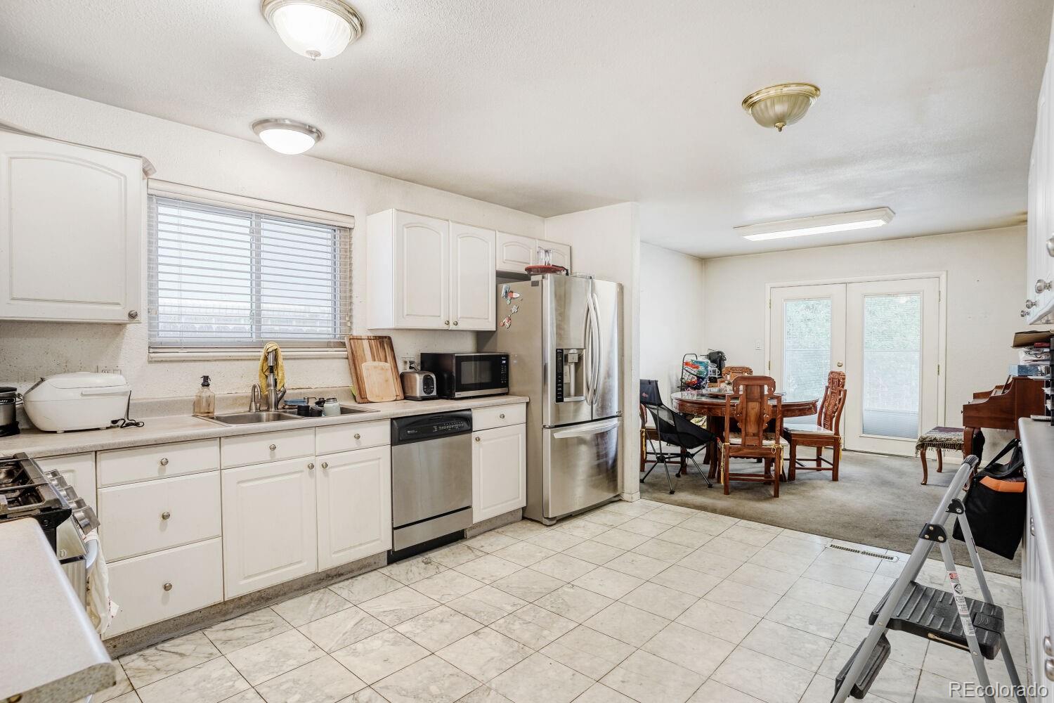 MLS Image #9 for 513 s magnolia lane,denver, Colorado