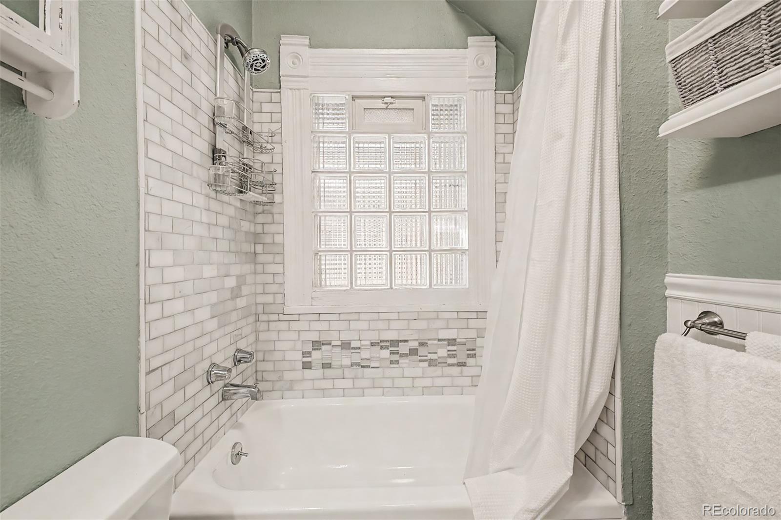MLS Image #20 for 2822  hazel court,denver, Colorado