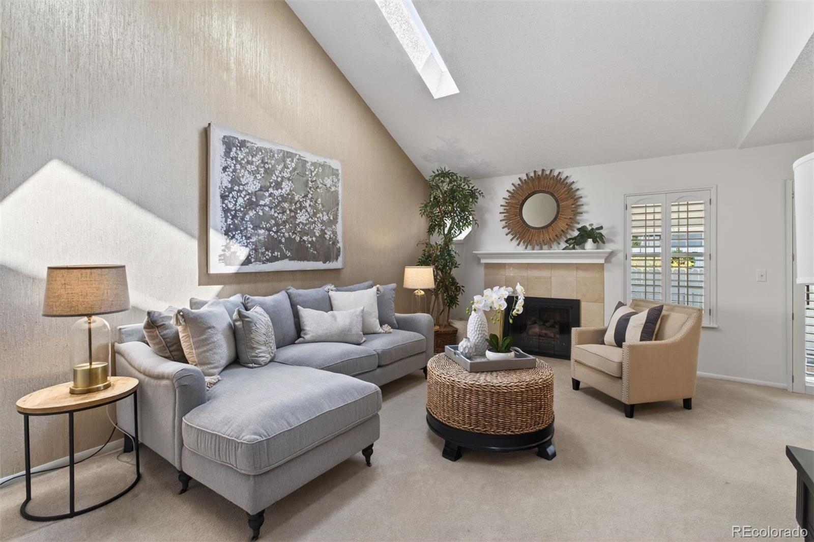 MLS Image #4 for 2558 s vaughn way,aurora, Colorado