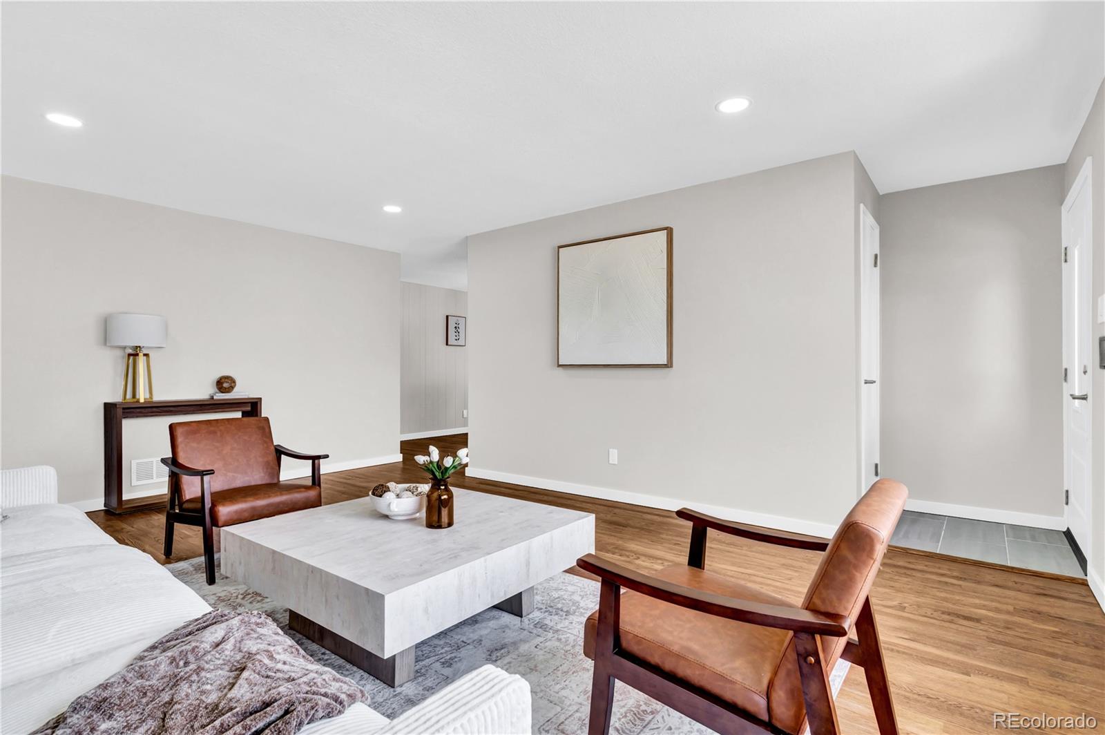 MLS Image #12 for 3040  cimarron street,aurora, Colorado