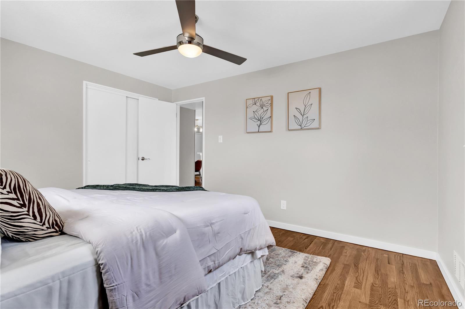 MLS Image #14 for 3040  cimarron street,aurora, Colorado