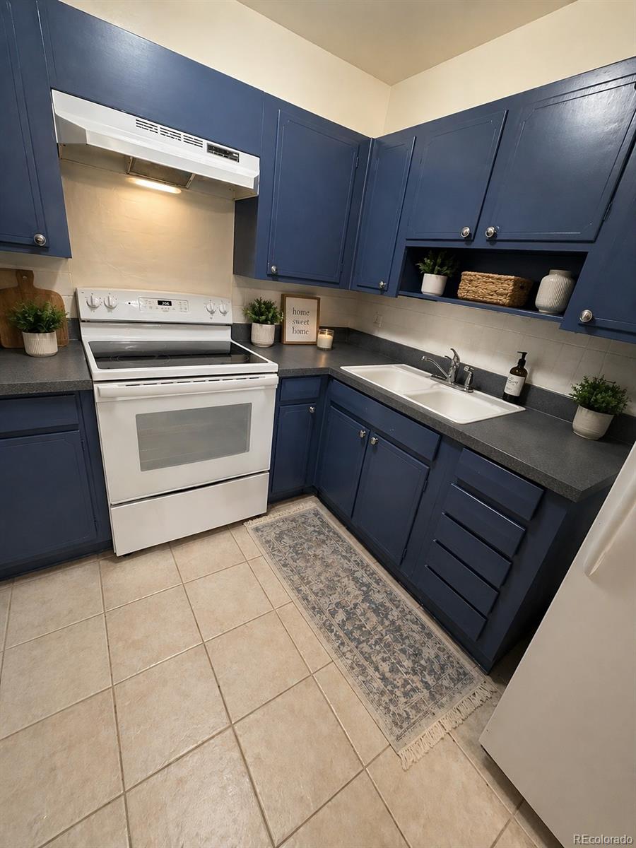 MLS Image #2 for 605 s clinton street 6b,denver, Colorado