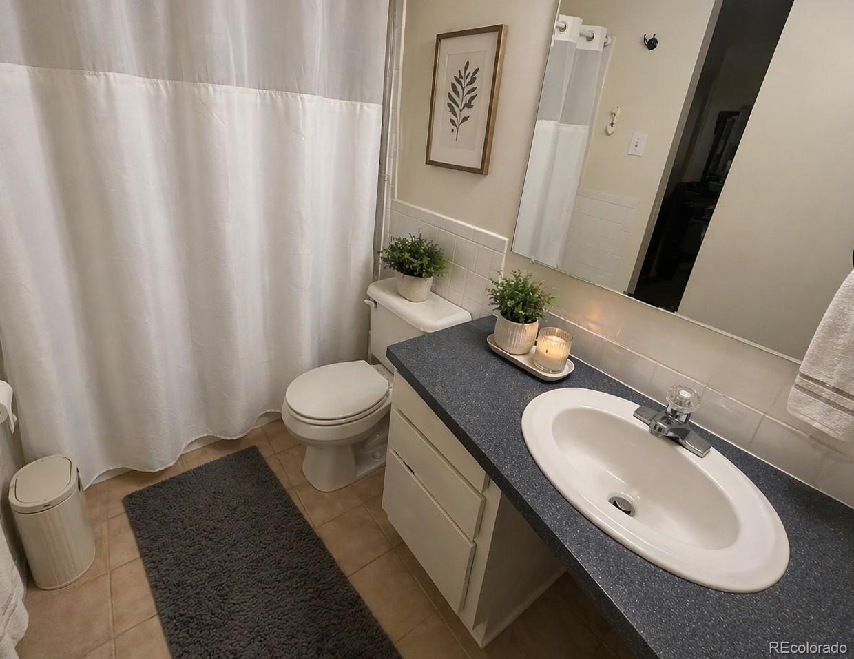 MLS Image #4 for 605 s clinton street 6b,denver, Colorado